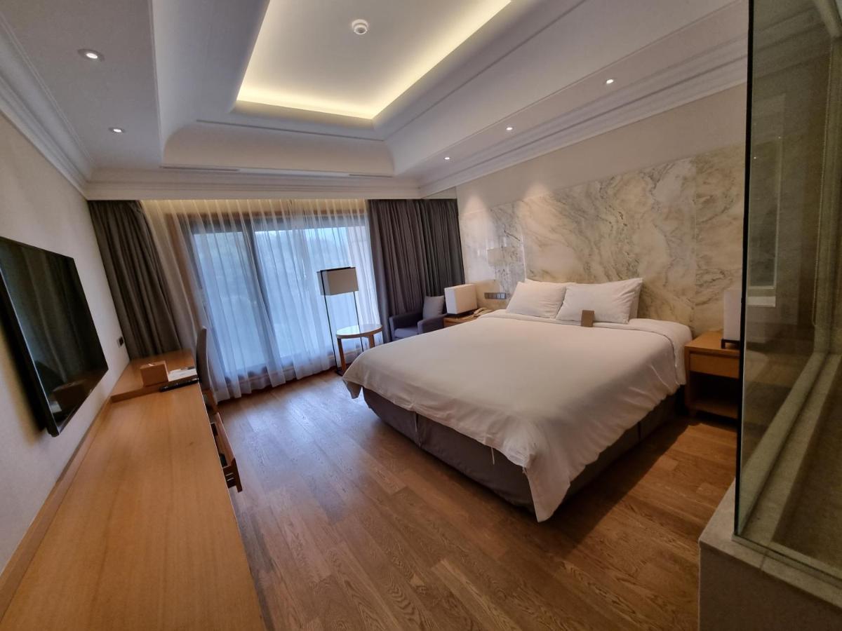 Pinegrove Hotel Gimhae Dış mekan fotoğraf
